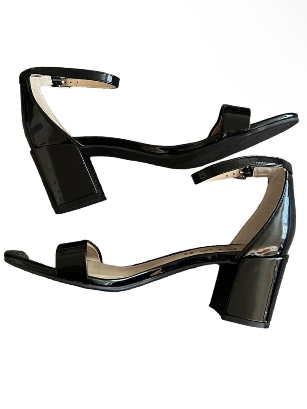 Unisa Unrewni 2 Patent Sandal in Black Patent Size 9